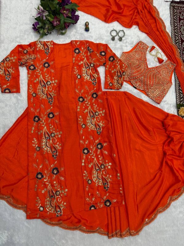 🌟 GlamVibe Indo-Western Drape Saree Set with Heavy Embroidered Koti & Blouse ✨🥻
