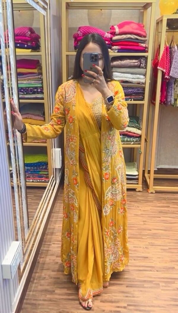 🌟 GlamVibe Indo-Western Drape Saree Set with Heavy Embroidered Koti & Blouse ✨🥻