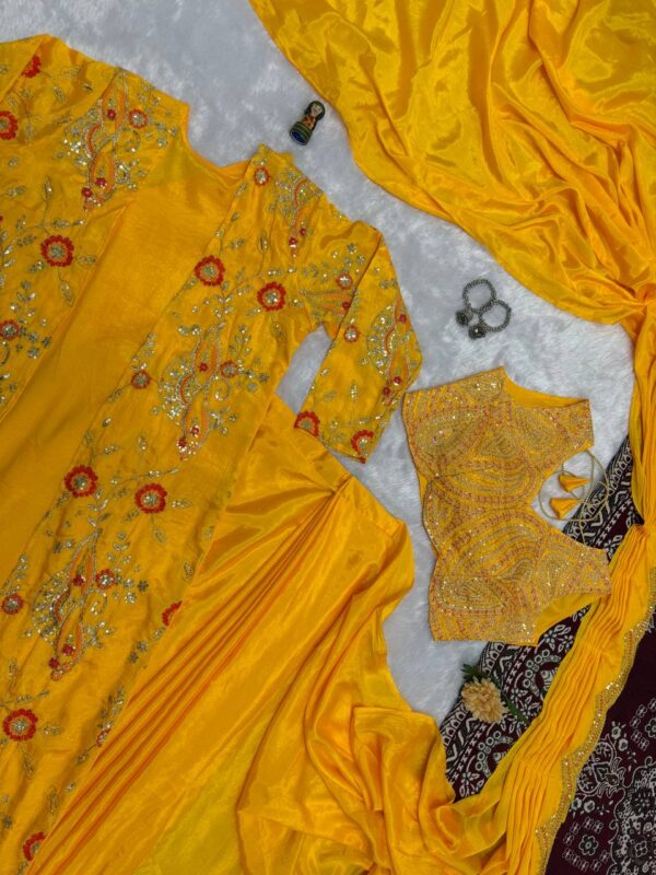🌟 GlamVibe Indo-Western Drape Saree Set with Heavy Embroidered Koti & Blouse ✨🥻