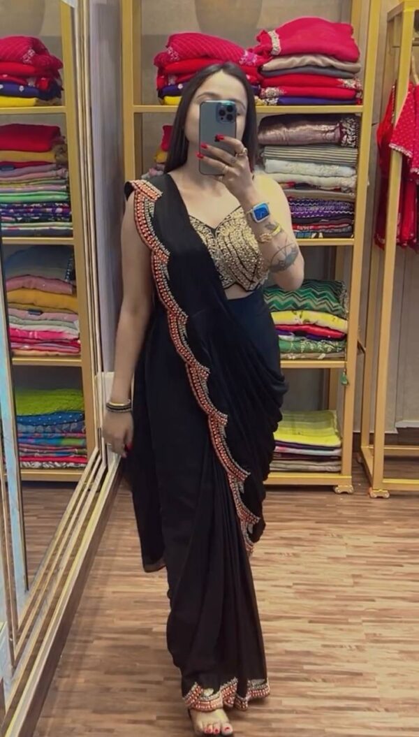 🌟 GlamVibe Indo-Western Drape Saree Set with Heavy Embroidered Koti & Blouse ✨🥻