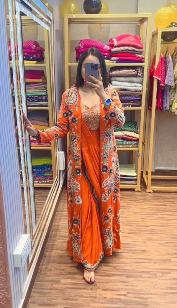 🌟 GlamVibe Indo-Western Drape Saree Set with Heavy Embroidered Koti & Blouse ✨🥻