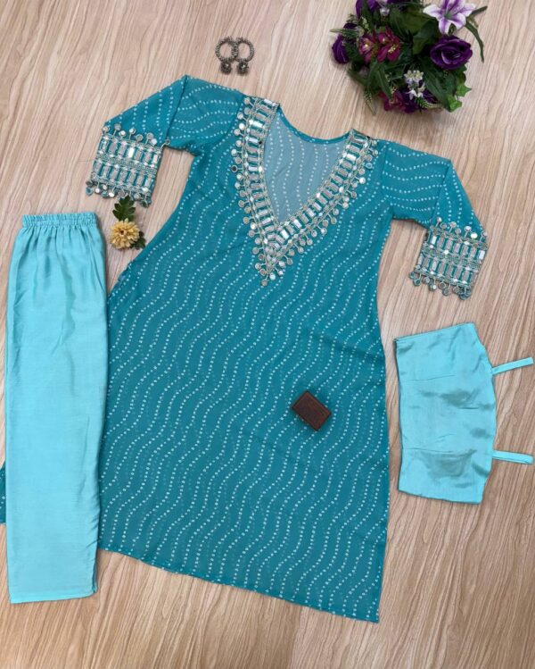 ✨ GlamShine Mirror Work Indo-Western 3-Piece Set – Kurti, Pant & Blouse Combo 👗💫
