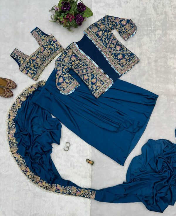 🛍️ Royal Drape Charm – Indo-Western Embroidered Koti Saree Set ✨👑