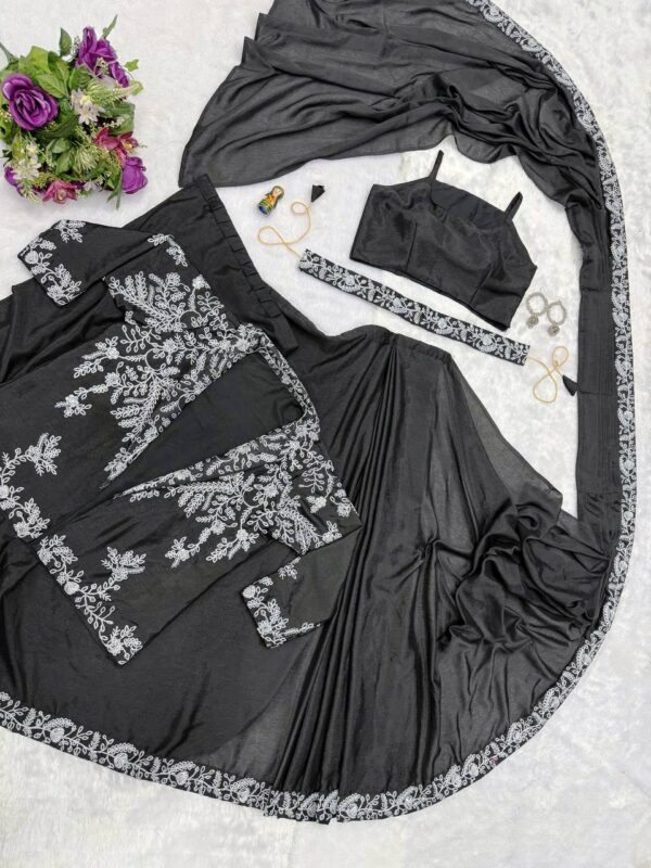 ✨ Royal Radiance Indo-Western Drape Saree Set ✨