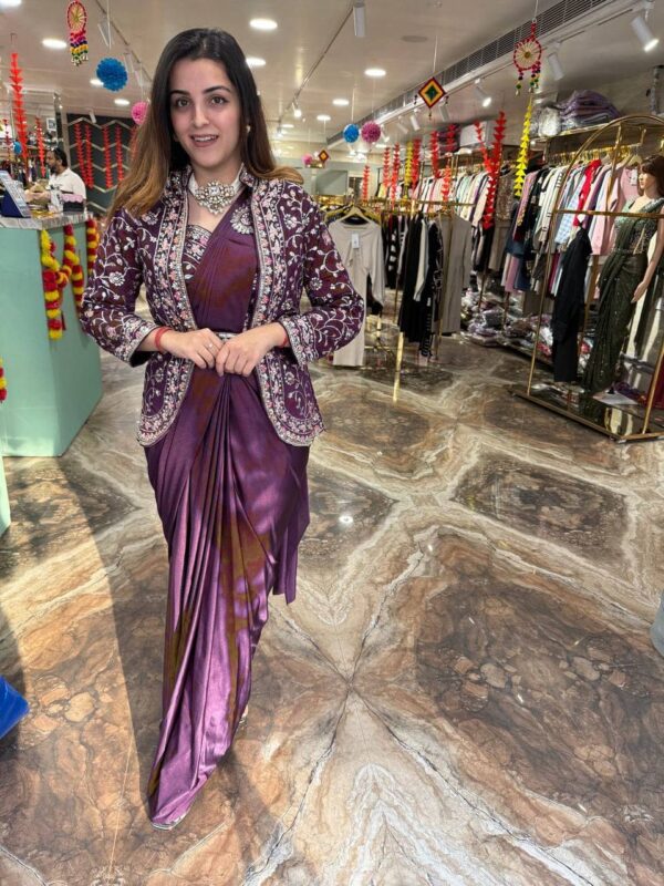 ✨ Zip & Slay! Indo-Western Drape Saree Set with Embroidered Jacket & Belt (6 Stunning Colors) 💃