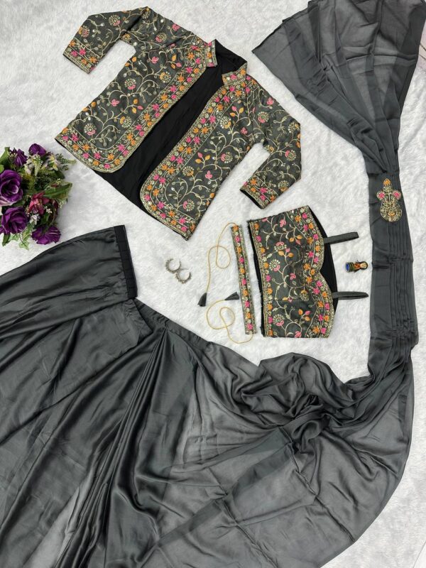 ✨ Zip & Slay! Indo-Western Drape Saree Set with Embroidered Jacket & Belt (6 Stunning Colors) 💃